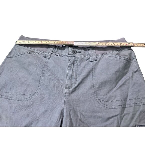 Lee Womens Relaxed Fit Cargo Shorts Medium Grey Cotton/Spandex Blend - Picture 8 of 10